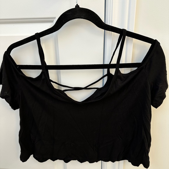 Cropped top - Picture 3 of 3